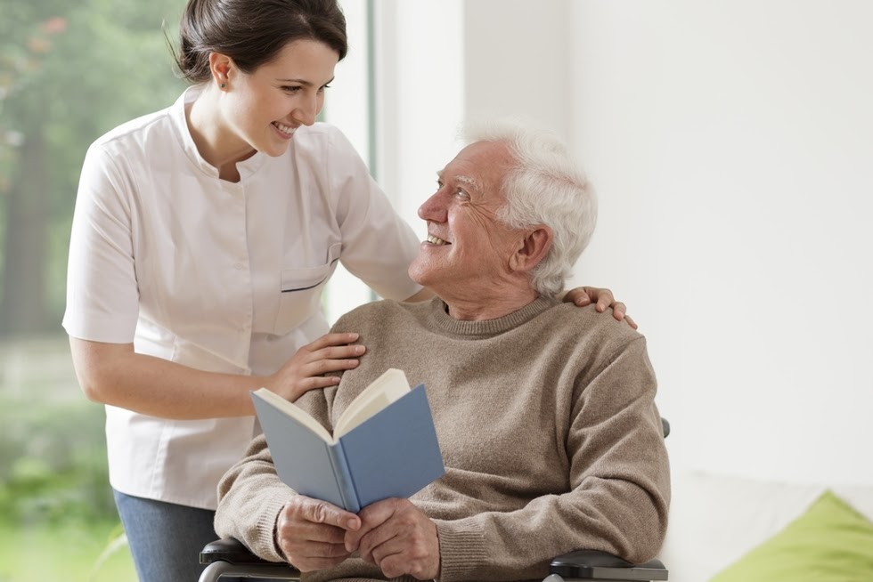 What Are The Advantages Of Having A Caregiver At Home For Elders