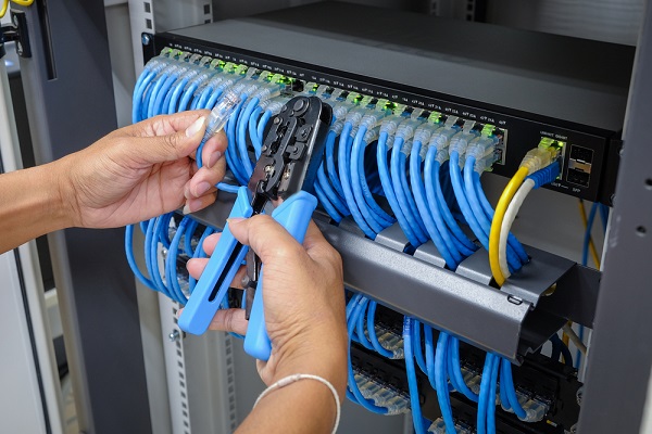 Have a Look At What Cable Management Can Do For Your Business