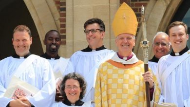 Photo of A Clergy Surplice or an Alb: Know Thy Difference!