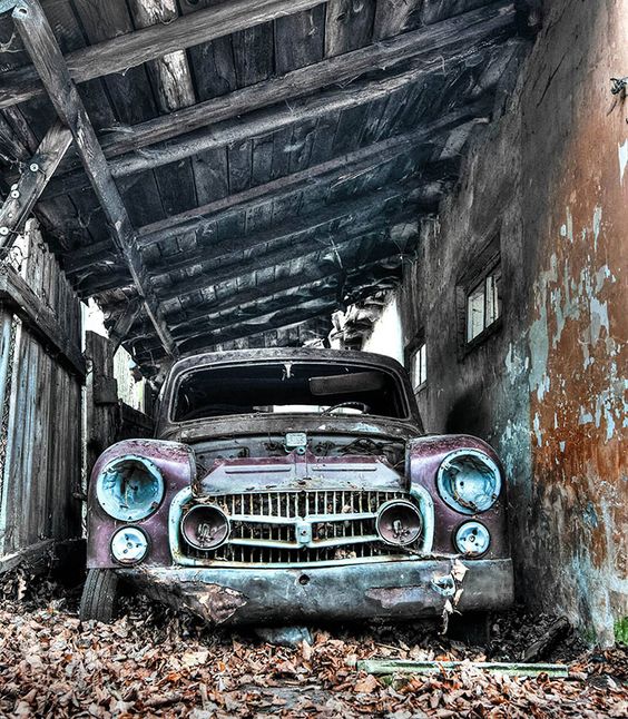 Damaged car pick up Chicago