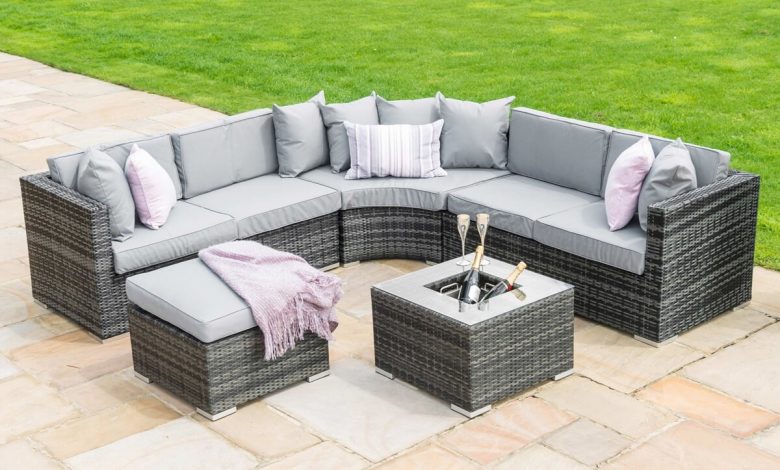 Maze Rattan Barcelona Garden Corner Sofa Set with Ice Bucket Coffee Table