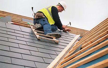 Roofer Service in Aurora CO