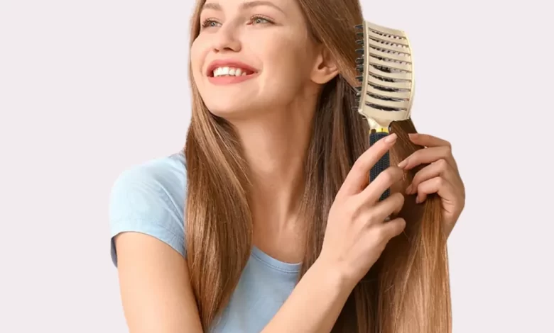 What are Pro Tips for Detangling Your Hair With a Detangler Brush?